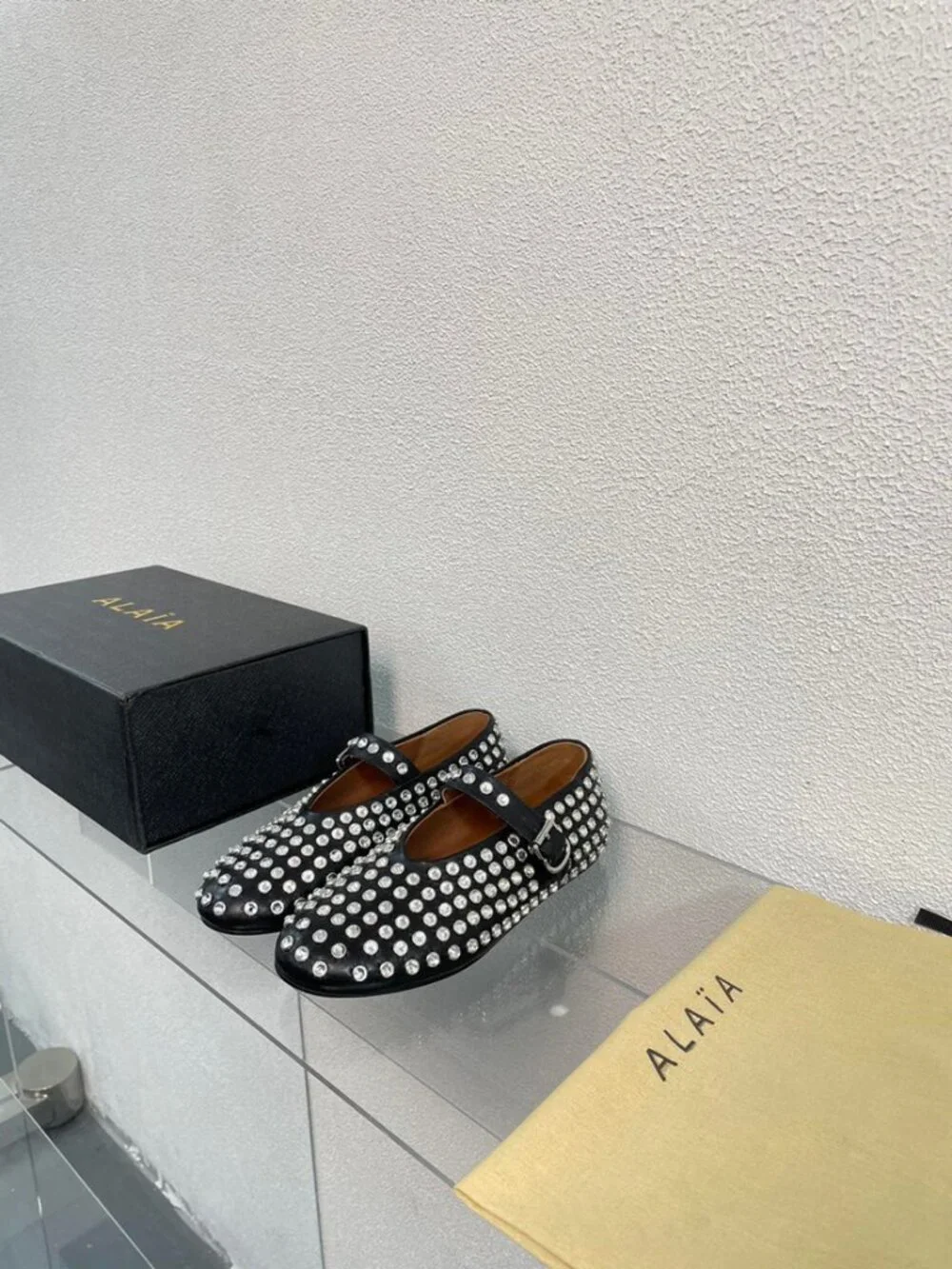 Alaia Black Flats